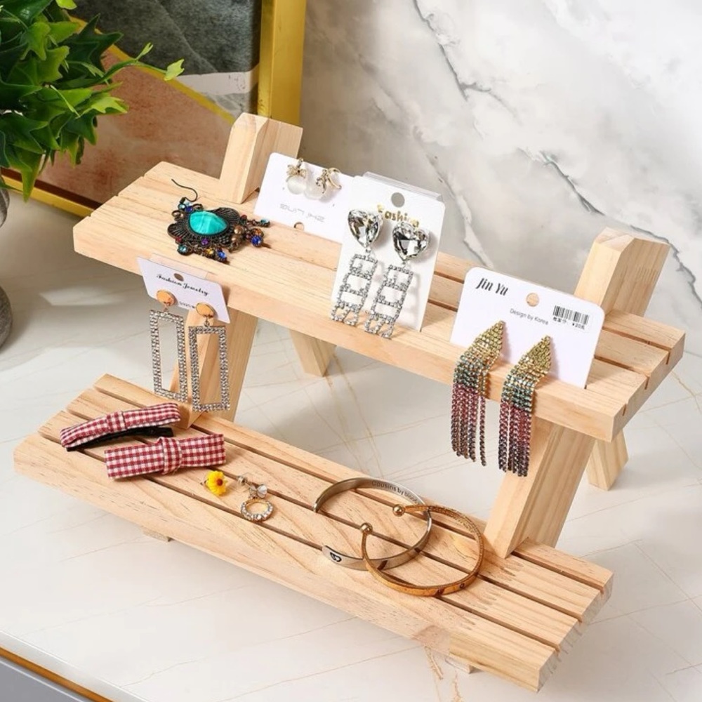 🩵New wooden jewelry stand